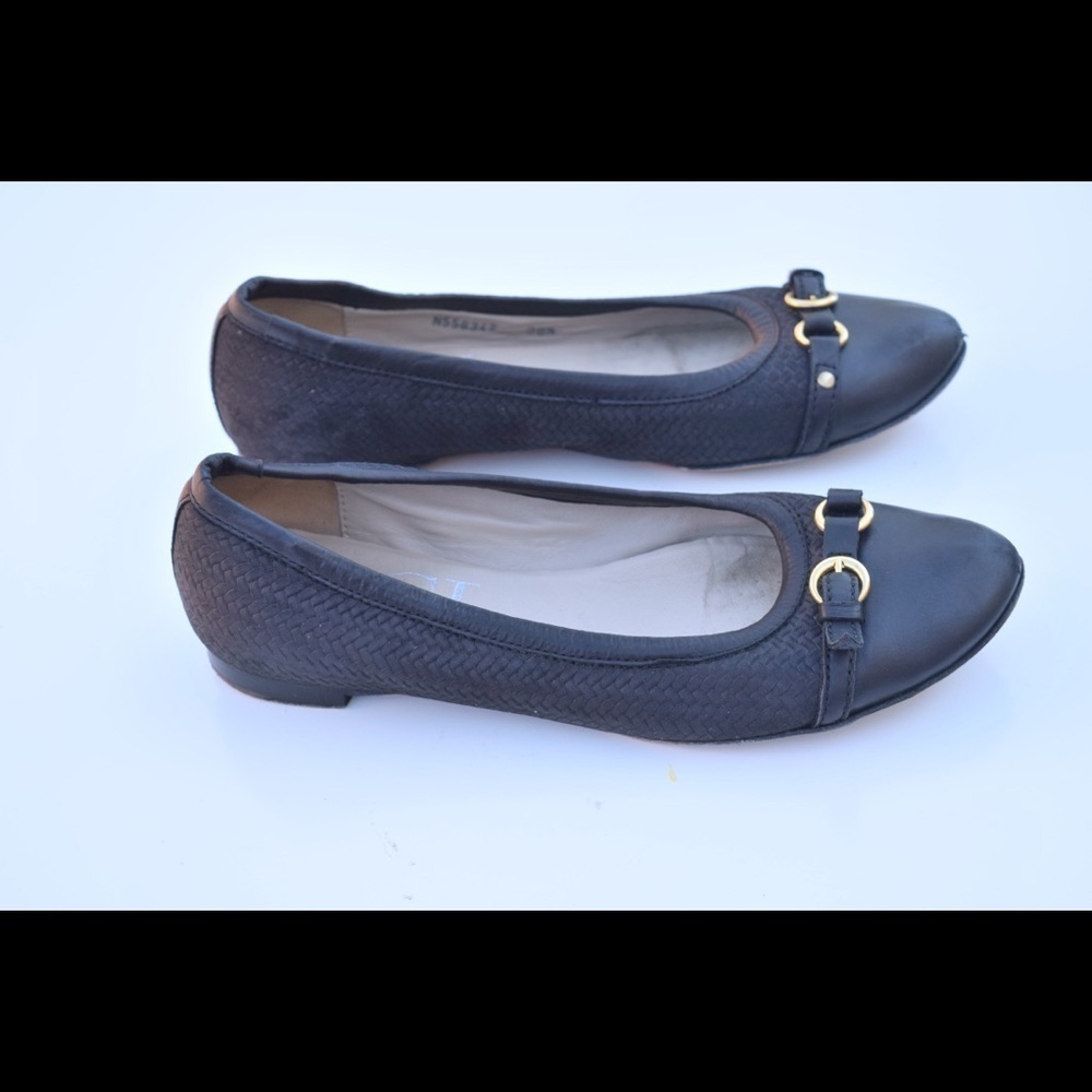Attilio Guisti Leombruni cap toe flats